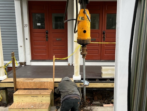 bracing and leveling a new homes porch